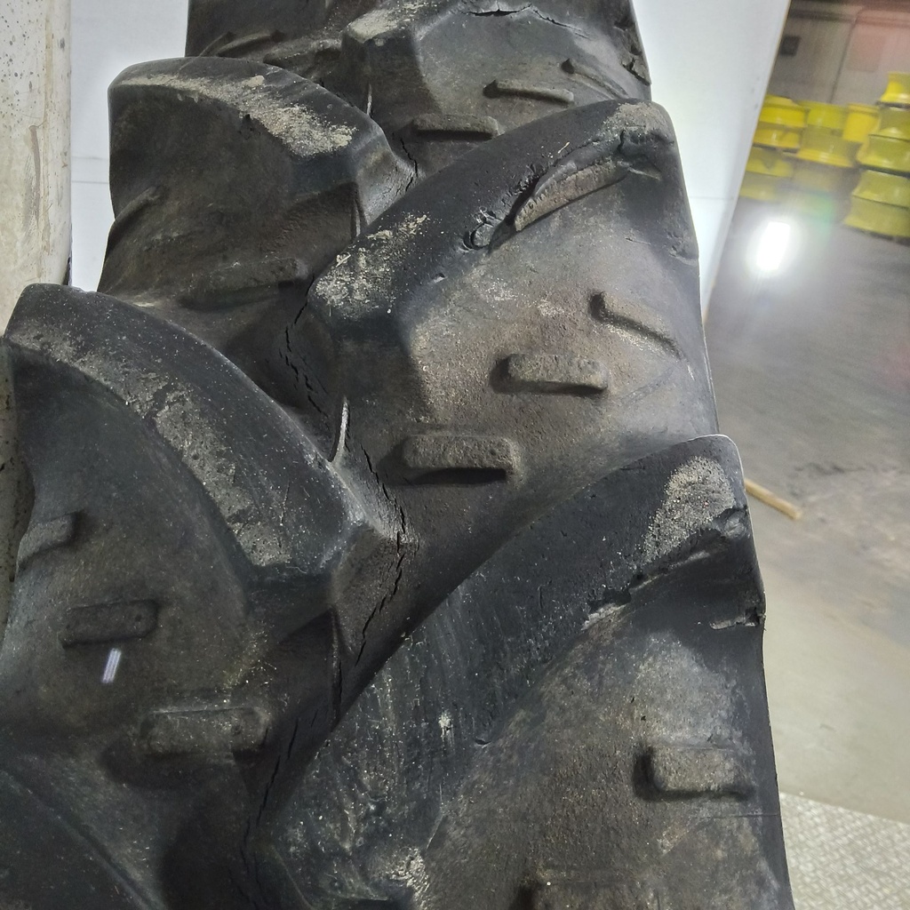 230/95R44 Kleber Super 3 R-1W 132B 55%
