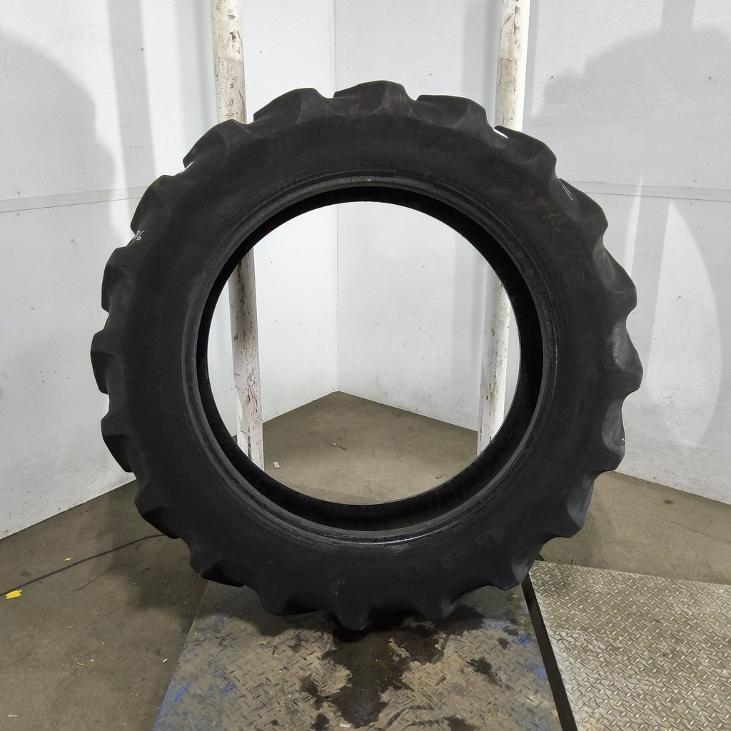 380/80R38 Goodyear Farm DT800 Super Traction R-1W 142A8 60%
