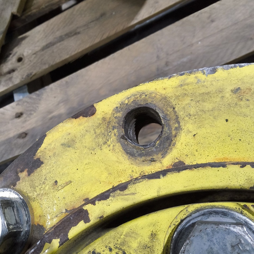 10-Hole Wedg-Loc Base, 4.72" (120mm) axle, John Deere Yellow