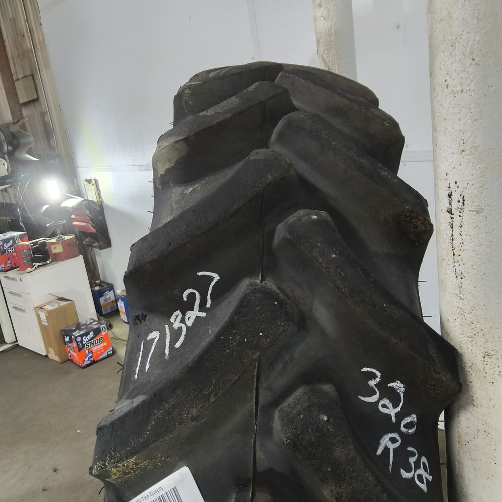 320/85R38 Firestone Radial 9000 R-1W 138B 80%