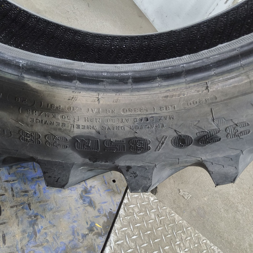 320/85R38 Firestone Radial 9000 R-1W 138B 80%