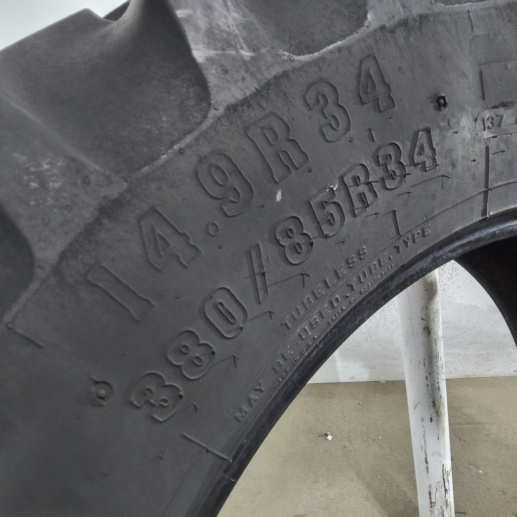 380/85R34 Firestone Radial All Traction FWD R-1 137A8/137B 50%