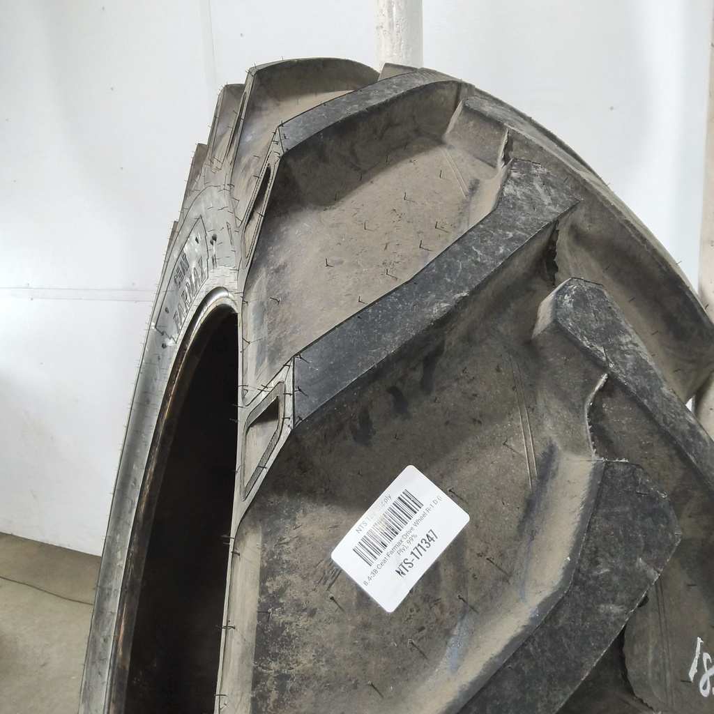 18.4-38 Ceat Farmax Drive Wheel R-1 D (8 Ply), 99%