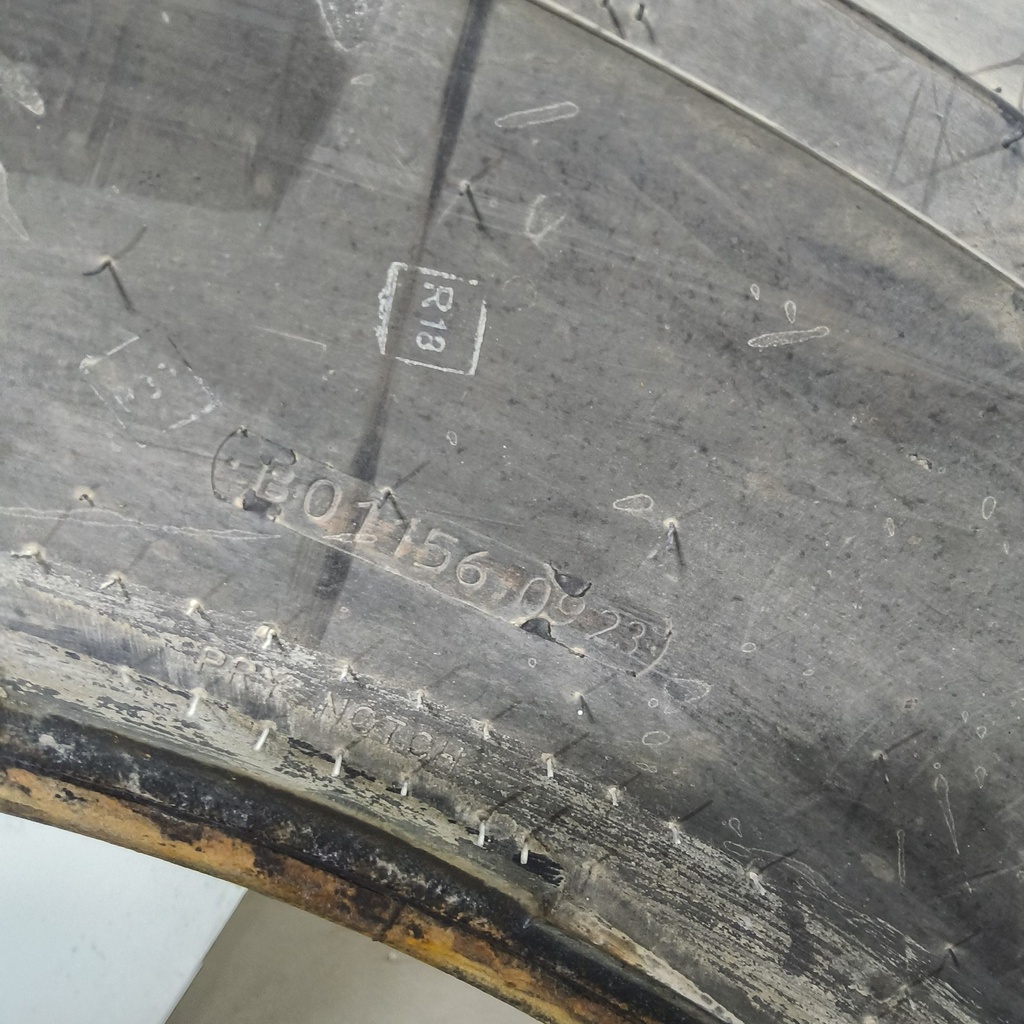 18.4-38 Ceat Farmax Drive Wheel R-1 D (8 Ply), 99%