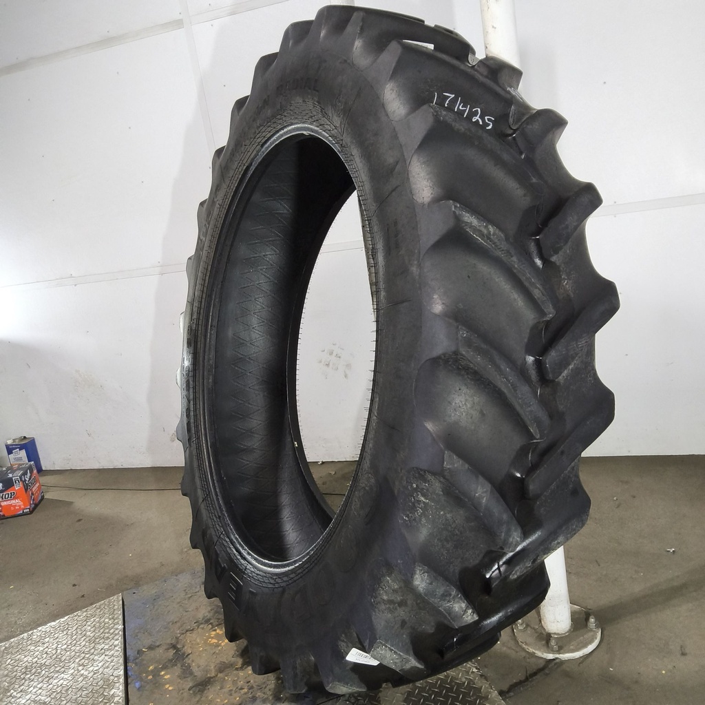 480/80R50 Goodyear Farm DT800 Super Traction R-1W 159A8 50%