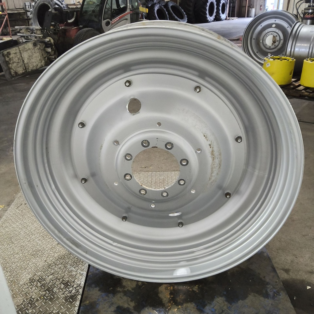 12"W x 46"D, Case IH Silver Mist 8-Hole Stub Disc , 1.62" Offset