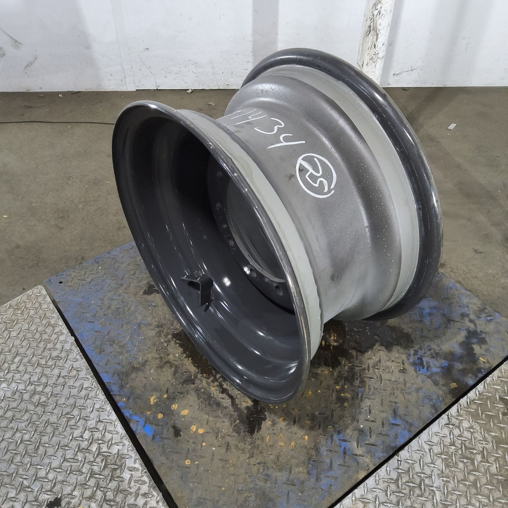 13"W x 25"D, AGCO GRAY/ BLACK 10-Hole Formed Plate , -0.5" Offset