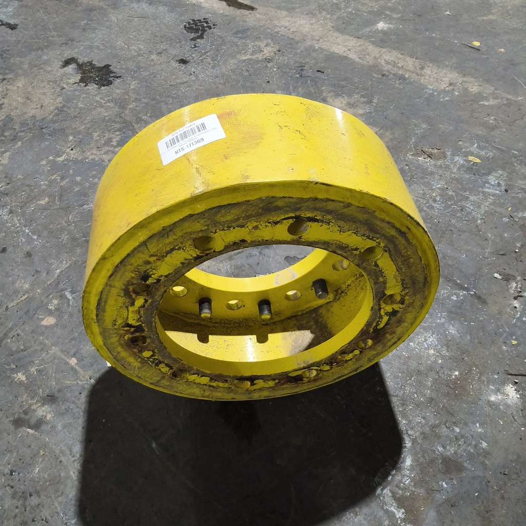 10 to 10-Hole 7"L Sprayer Extension, John Deere Yellow