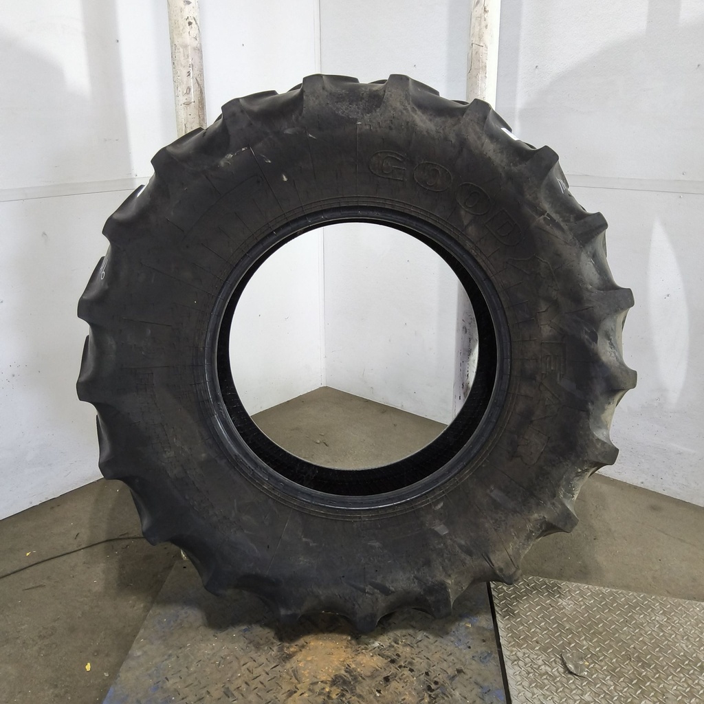 18.4-30 Goodyear Farm Dura Torque R-1 D (8 Ply), 50%