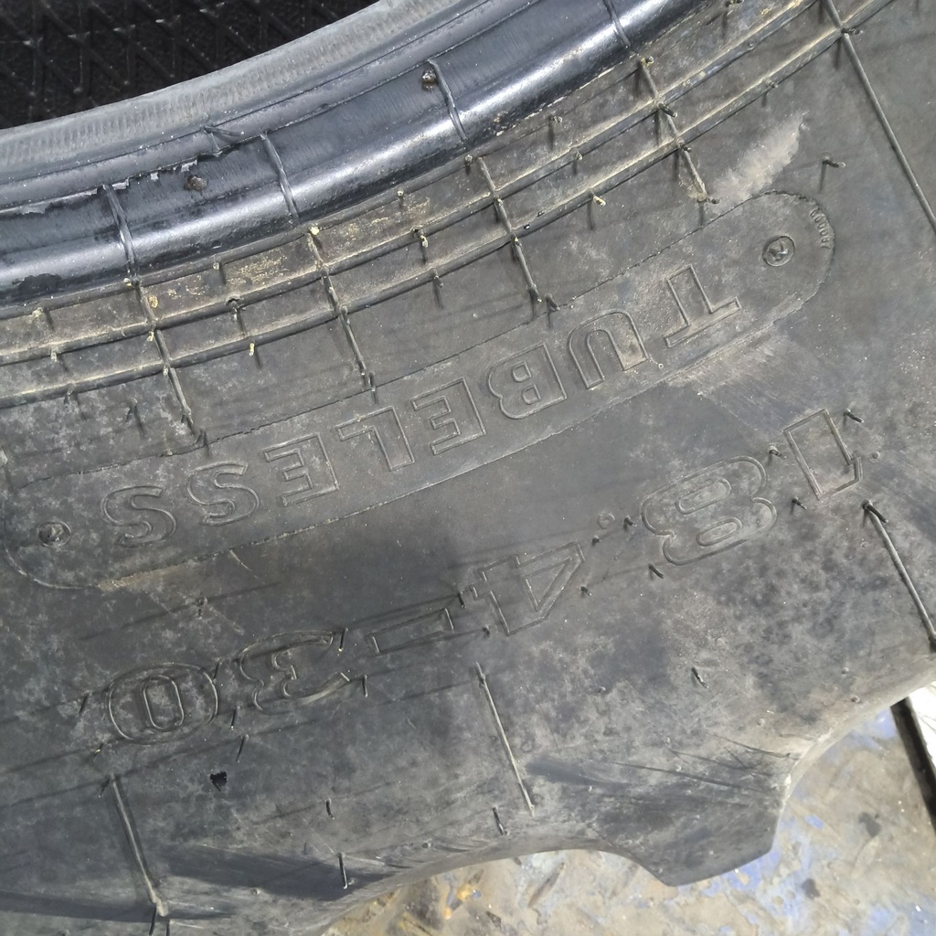 18.4-30 Goodyear Farm Dura Torque R-1 D (8 Ply), 50%