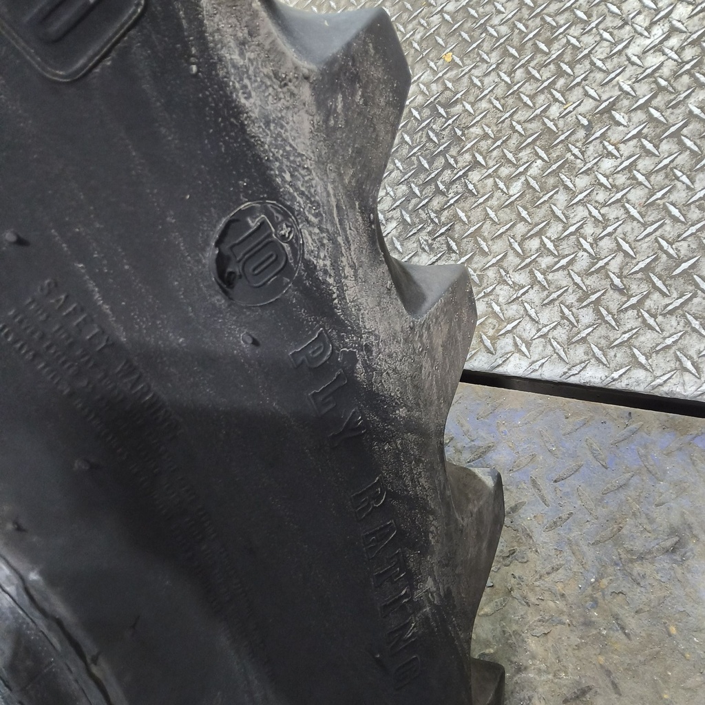 18.4-26 Firestone Super All Traction FWD R-1 E (10 Ply), 140A8 90%