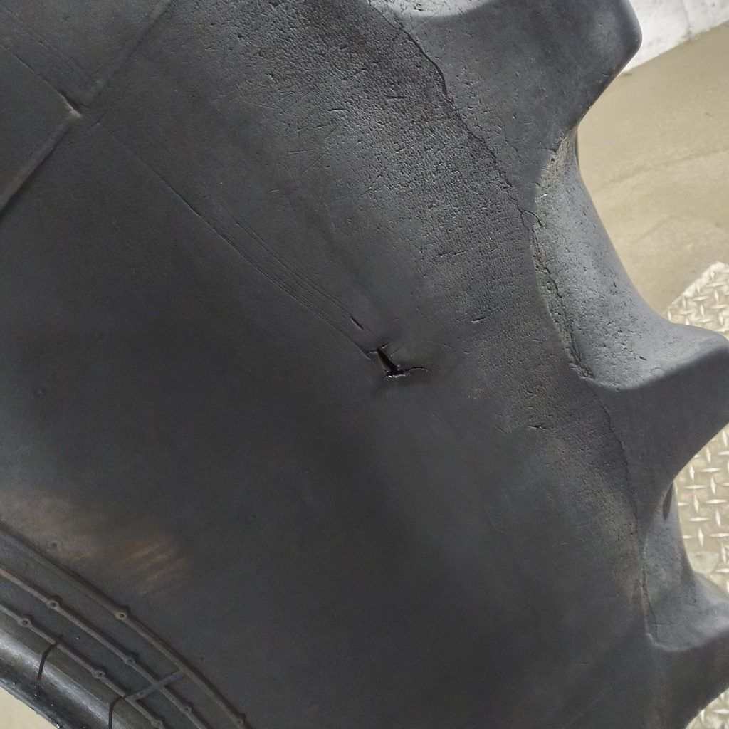 520/85R42 Goodyear Farm UltraTorque Radial R-1 157A8 70%