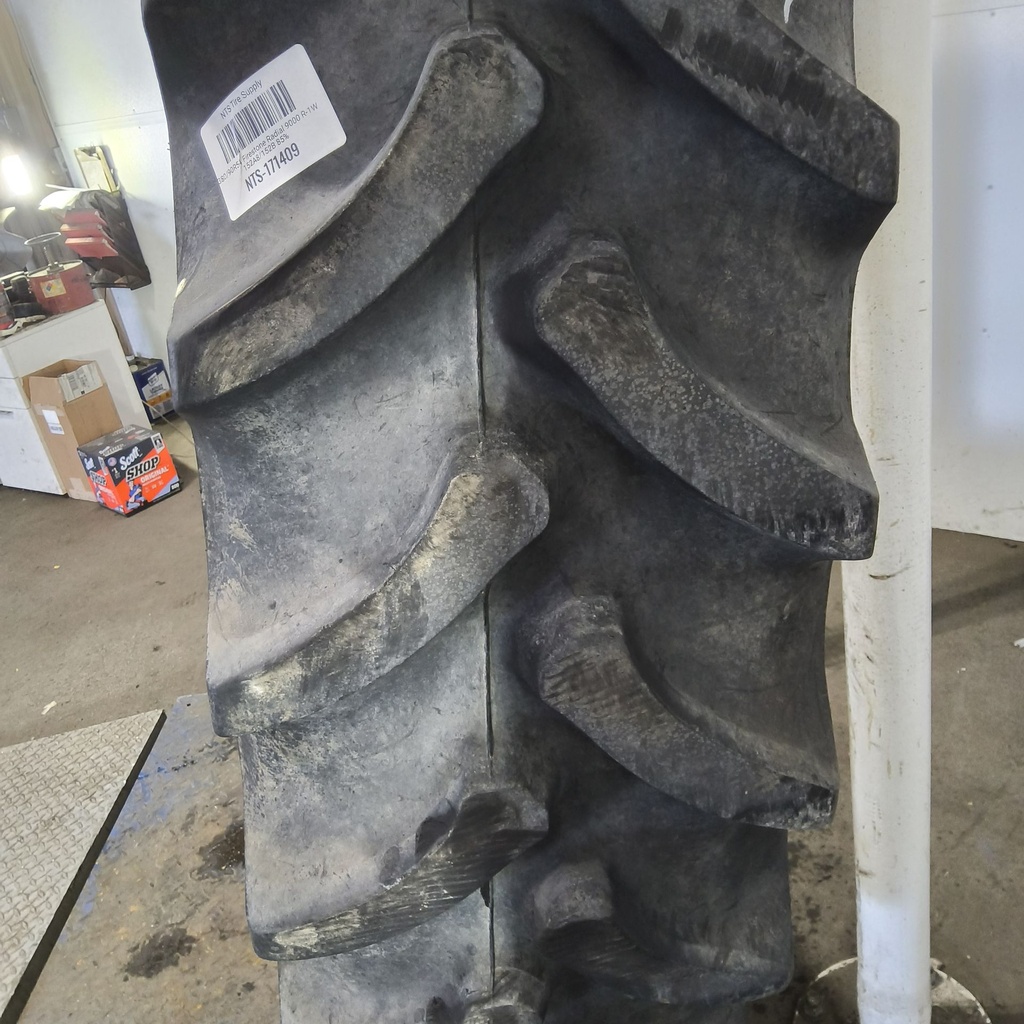 380/90R54 Firestone Radial 9000 R-1W 152A8/152B 85%