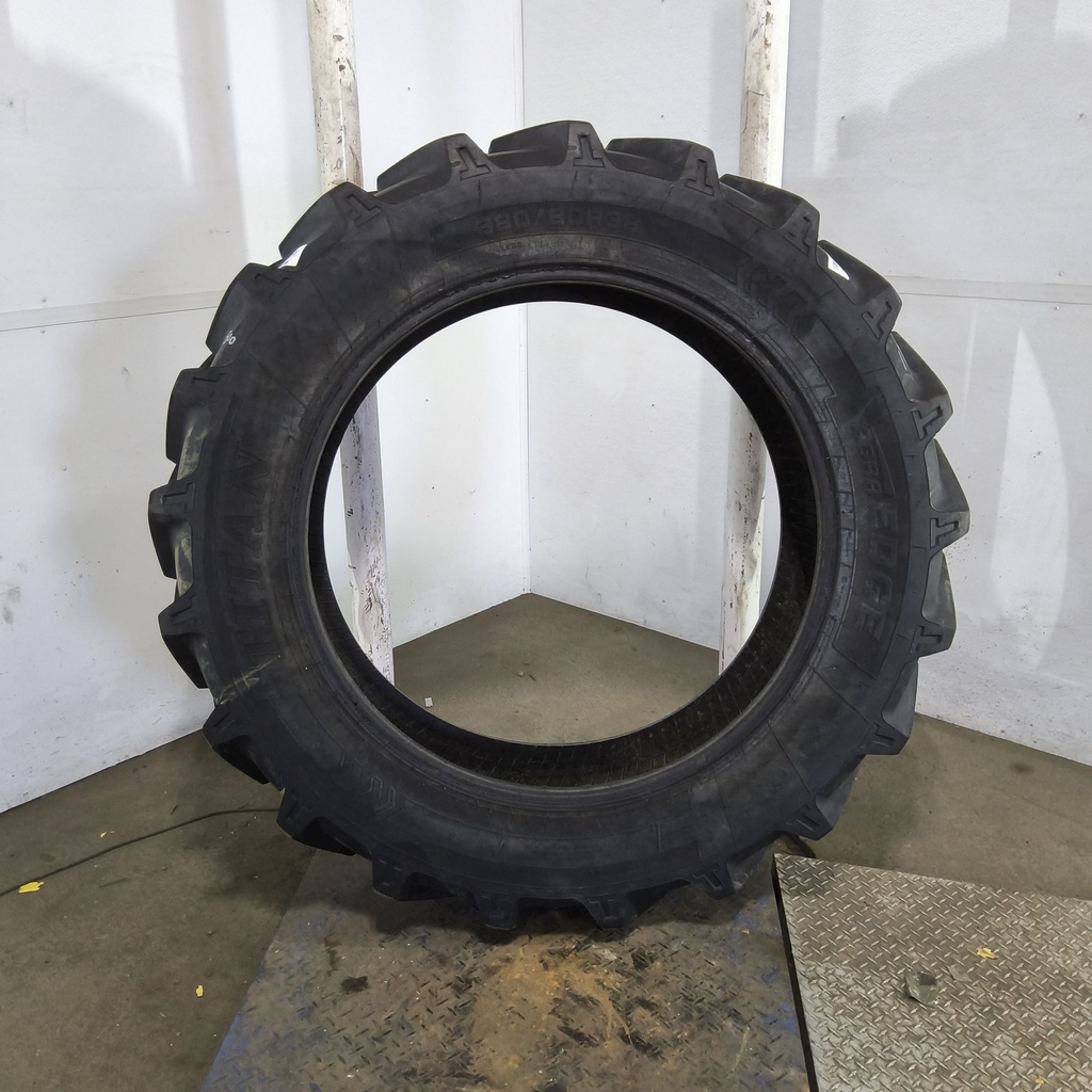 380/80R38 Titan Farm AgraEDGE R-1W 142D 95%