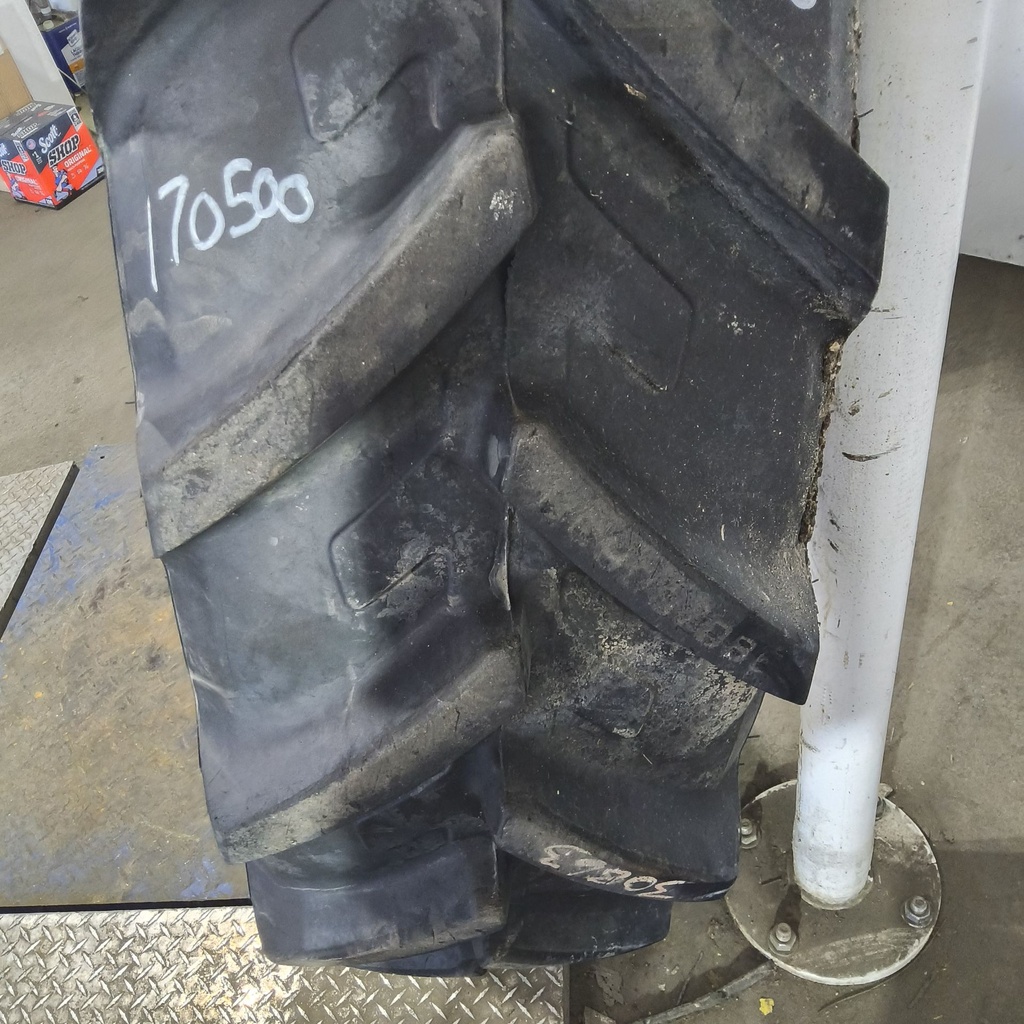 380/80R38 Titan Farm AgraEDGE R-1W 142D 95%