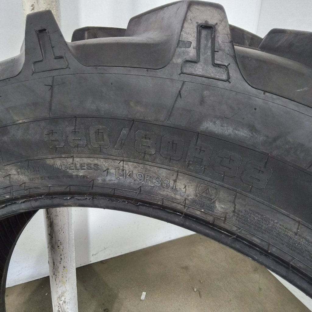 380/80R38 Titan Farm AgraEDGE R-1W 142D 95%