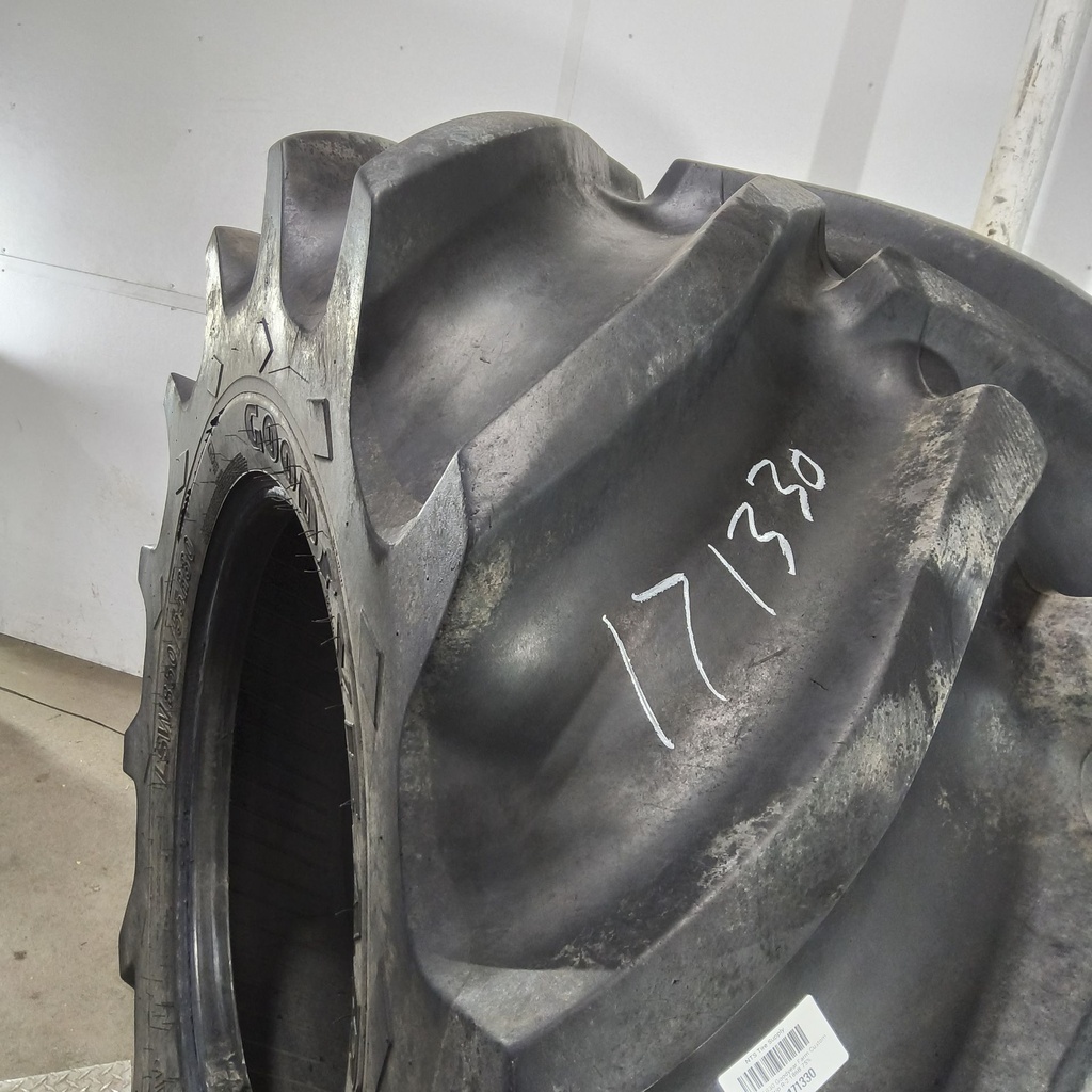 LSW850/55R30 Goodyear Farm Custom Flo Grip R-2 186B 75%