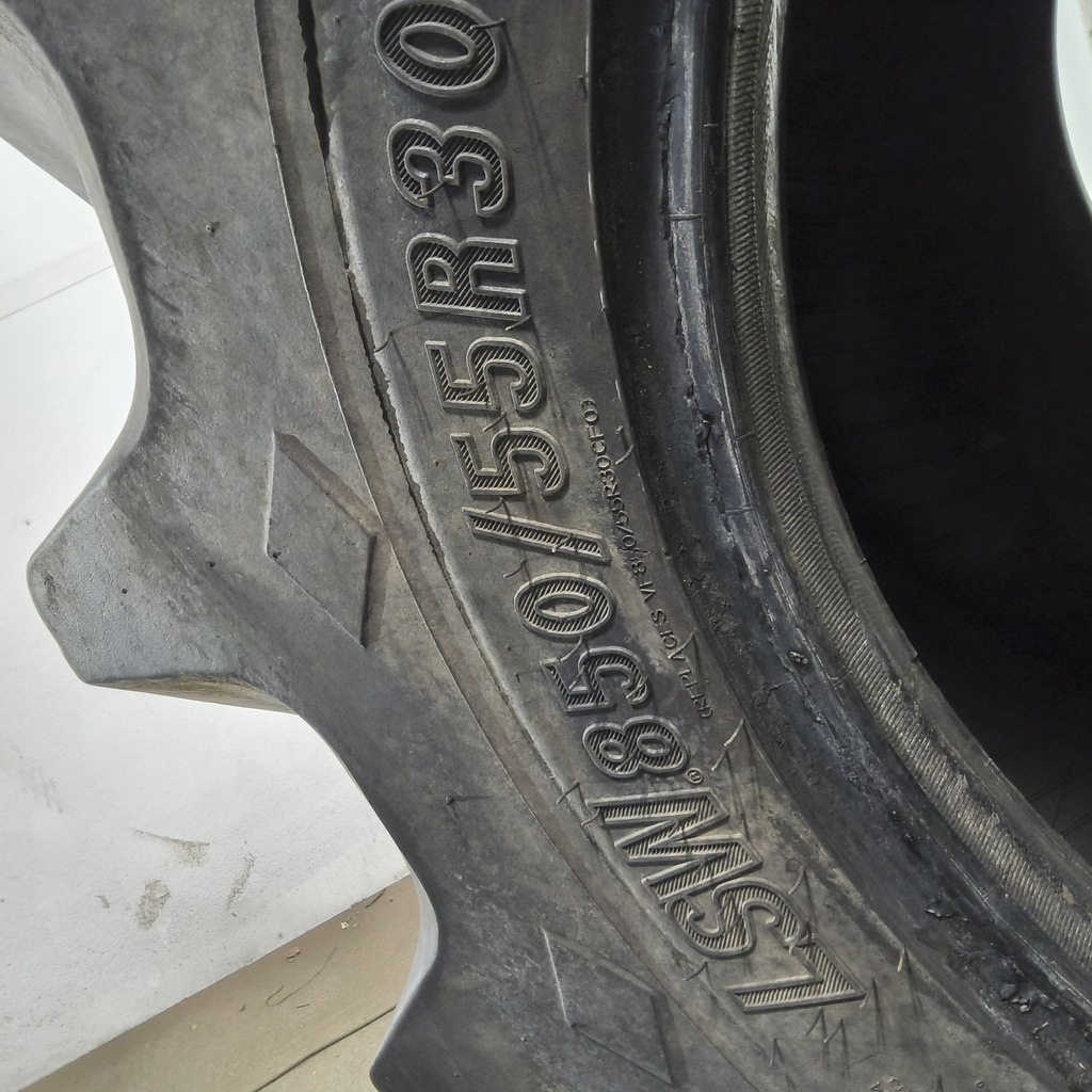 LSW850/55R30 Goodyear Farm Custom Flo Grip R-2 186B 75%