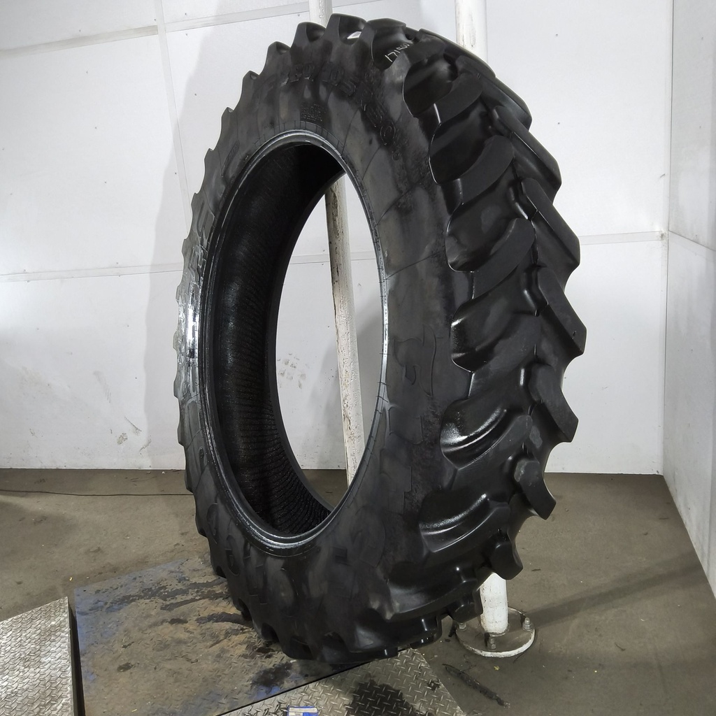 VF380/105R50 Firestone Radial All Traction RC R-1W 179D 85%