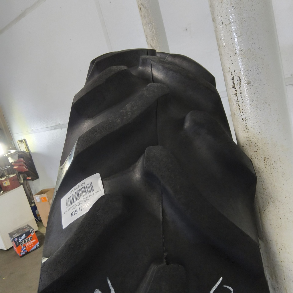 12.4-38 Goodyear Farm Dyna Torque III R-1 G (14 Ply), 80%