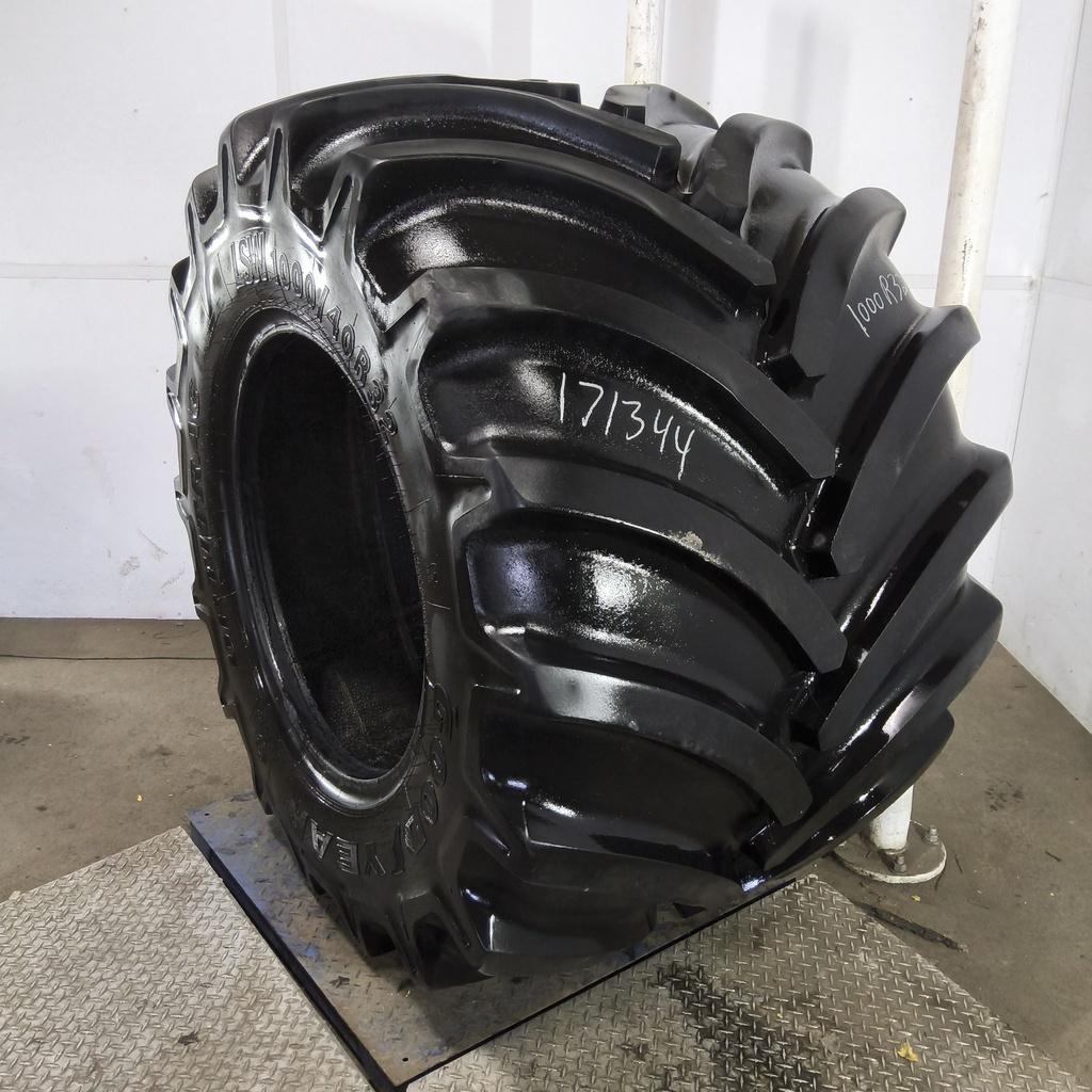 LSW1000/40R32 Goodyear Farm Optitrac R-1W 167D 75%