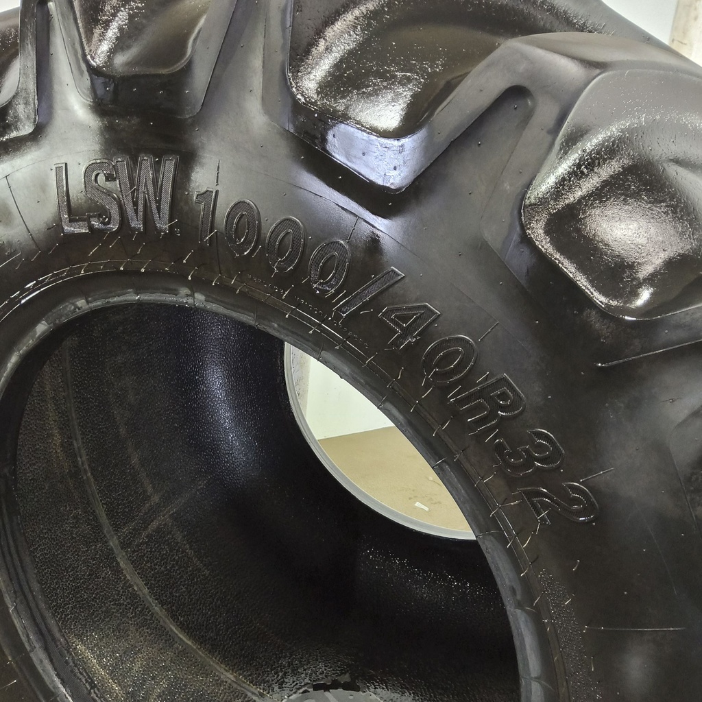 LSW1000/40R32 Goodyear Farm Optitrac R-1W 167D 75%