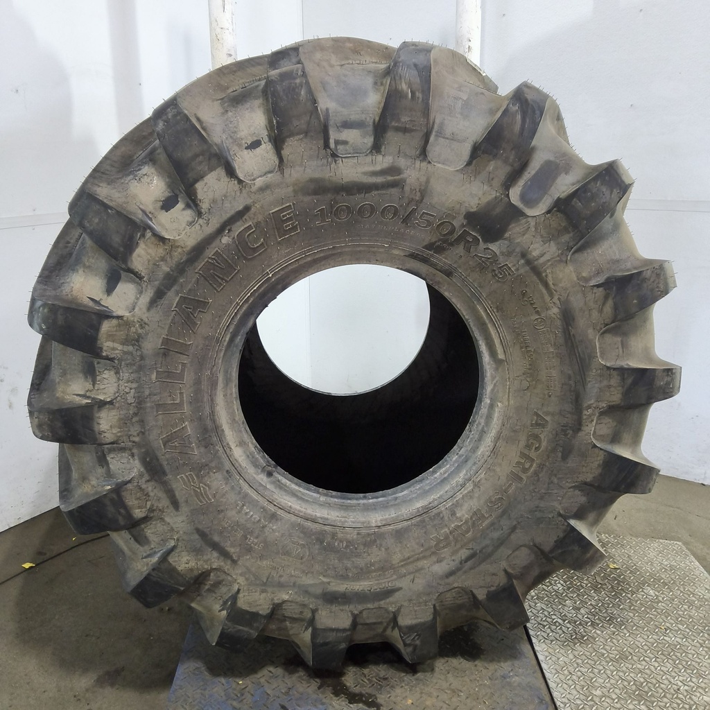 1000/50R25 Alliance 375 Agristar R-1W 166D 99%