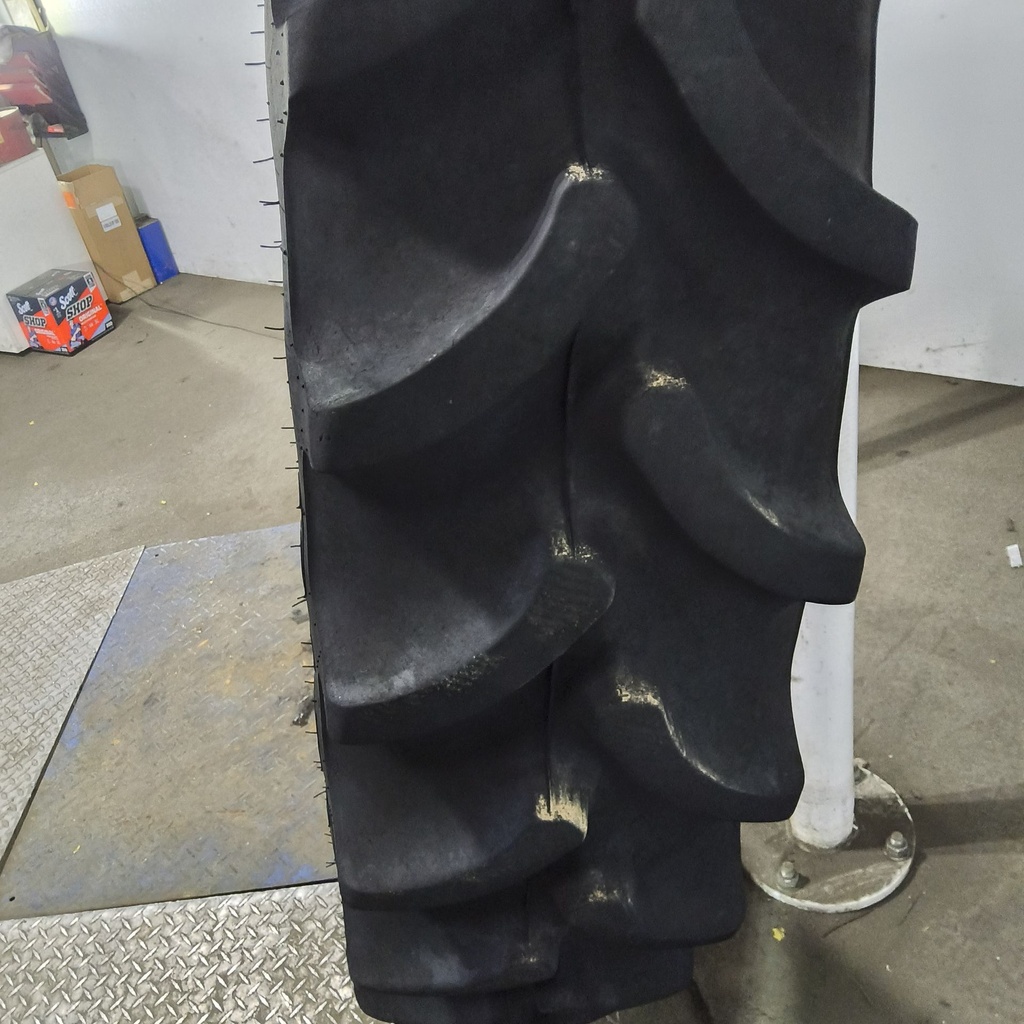 320/90R54 Firestone Radial All Traction DT R-1W 149B 85%
