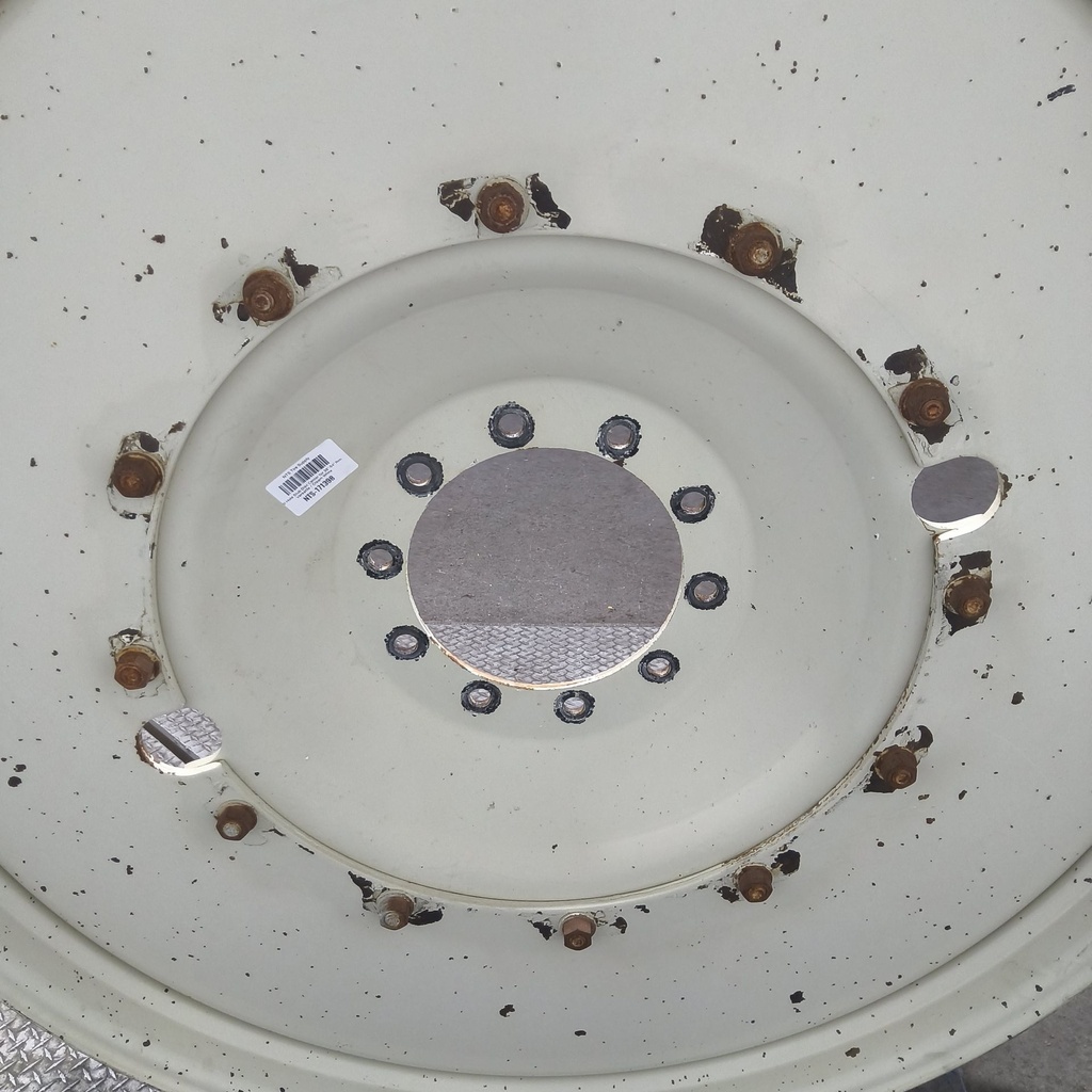10-Hole Stub Disc Center for 38"-54" Rim, Versatile / Cream White