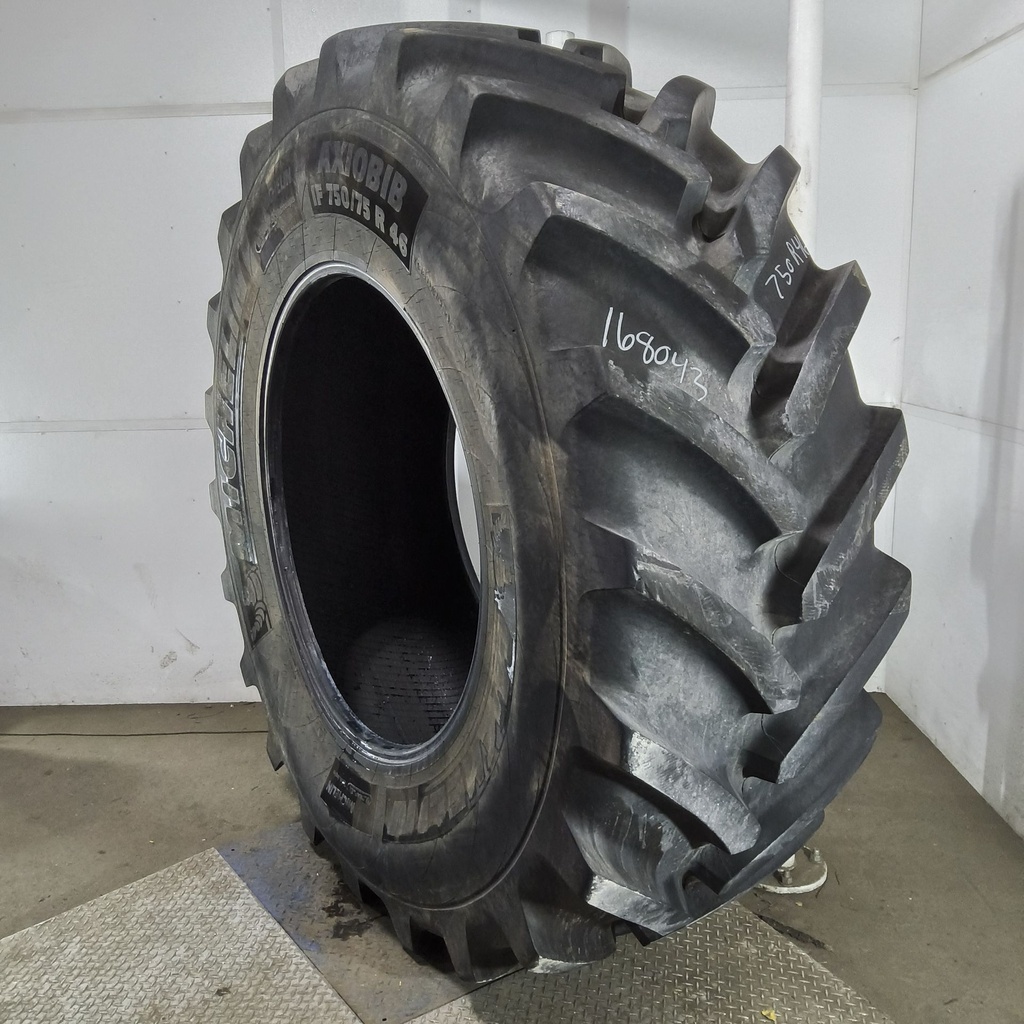 IF750/75R46 Michelin Axiobib R-1W 186D 90%