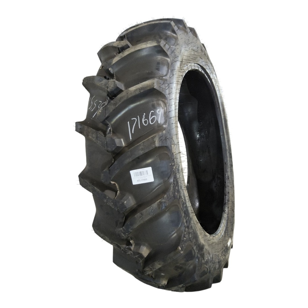 15.5-38 Samson Farm Rear Agri-Track R-1+ D (8 Ply), 99%