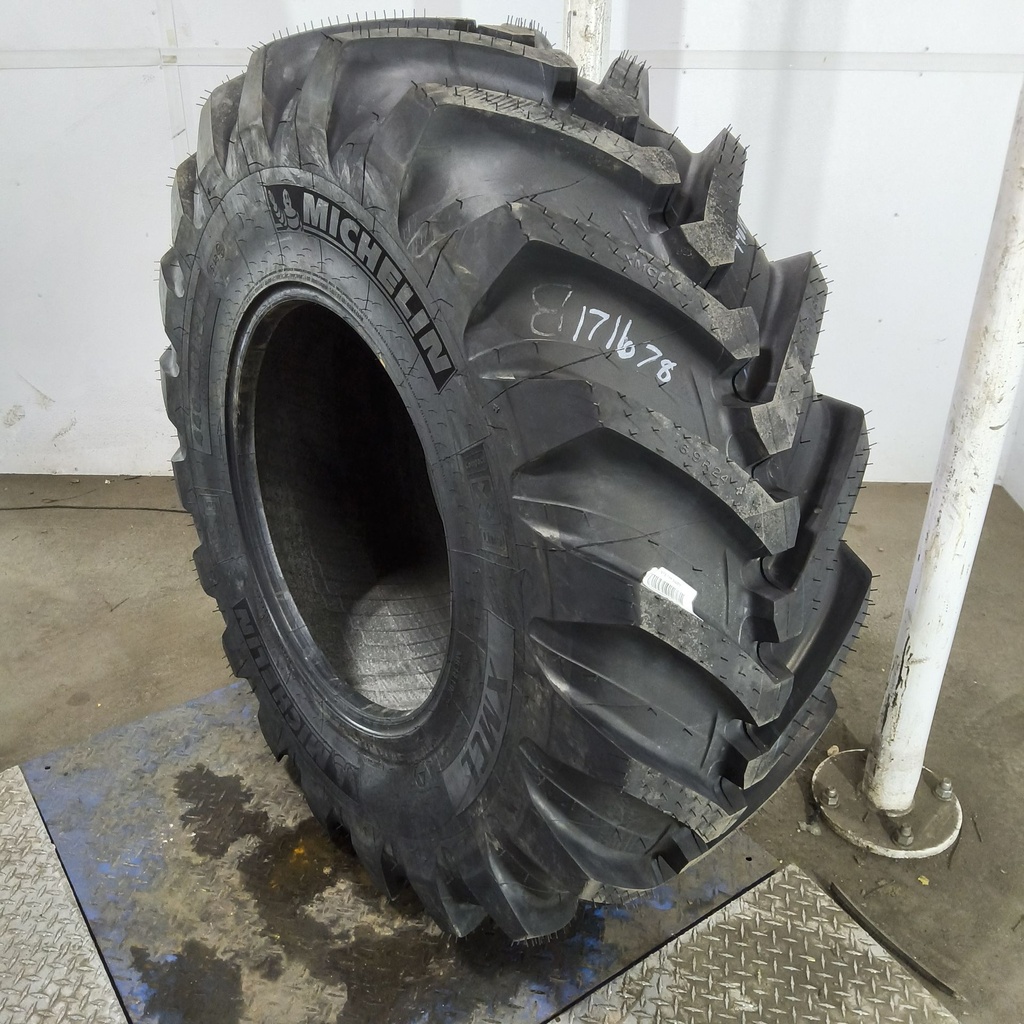 440/80R24 Michelin XMCL R-4 161A8 99%