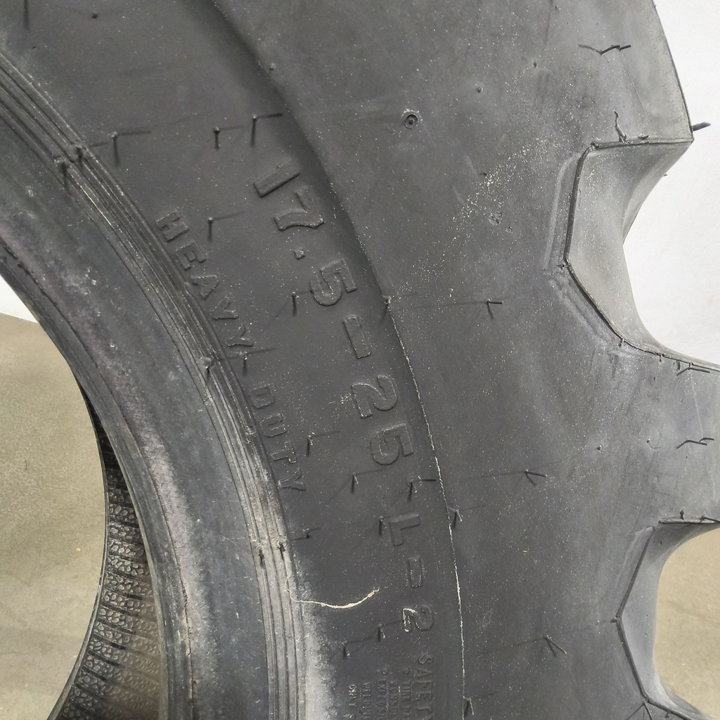 17.5-25 Firestone Super Ground Grip LD L-2 H (16 Ply), 99%