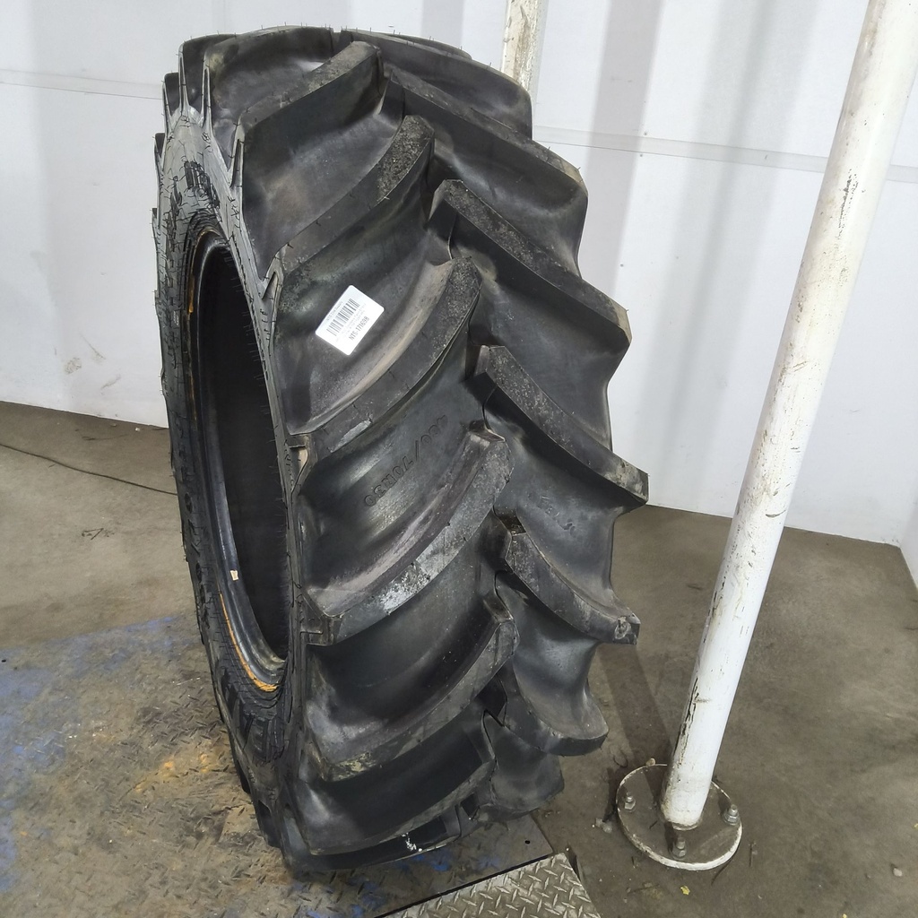 480/70R30 Goodyear Farm DT812 Optitrac R-1W 152A8 99%