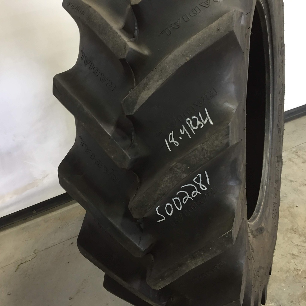 18.4/R34 Goodyear Farm Super Traction Radial R-1W 144 B 95%