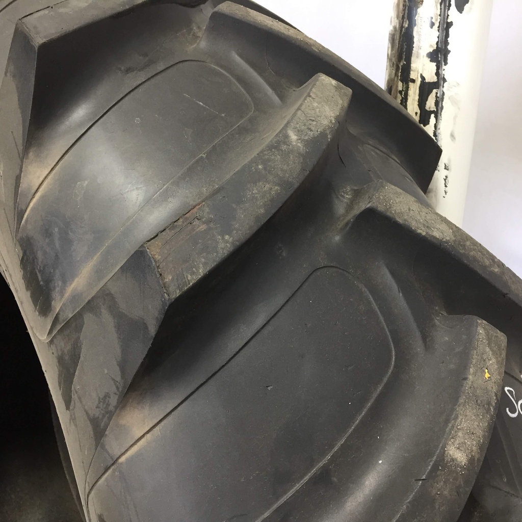 18.4/-34 Armstrong Hi Power Lug R-1, C (6 Ply) 75%