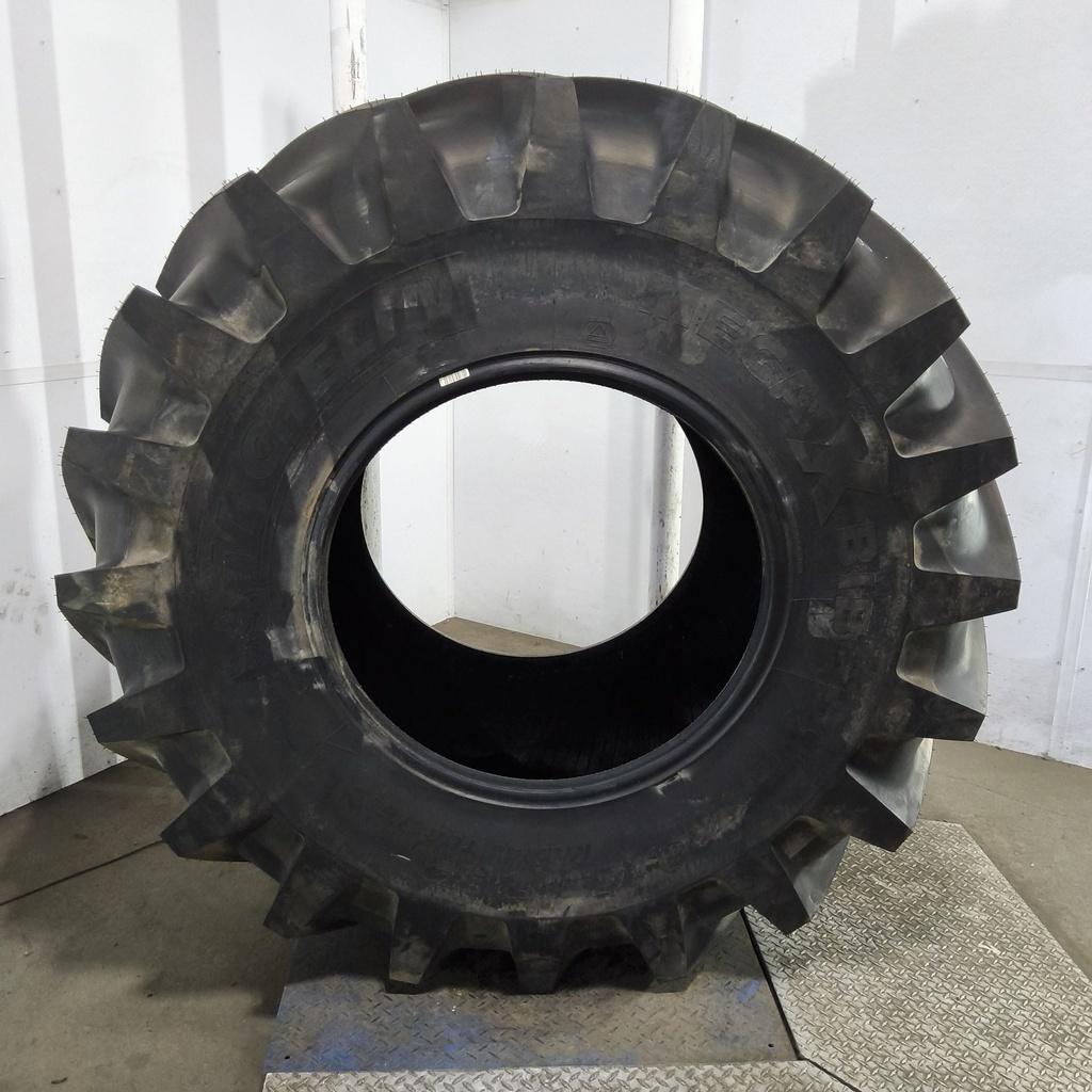 800/65R32 Michelin MegaXBib R-1W 172A8 99%