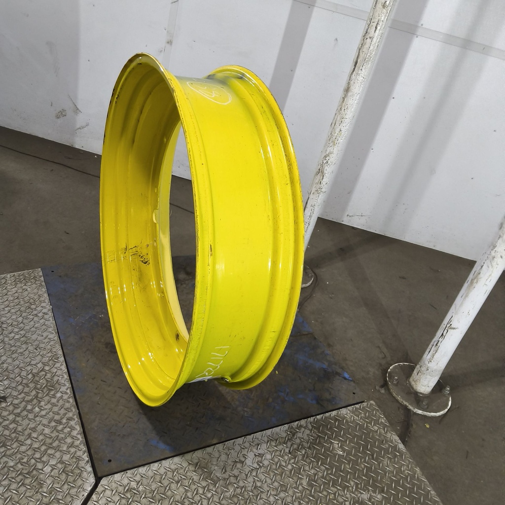 10"W x 38"D, John Deere Yellow 12-Hole Stub Disc , 2" Offset