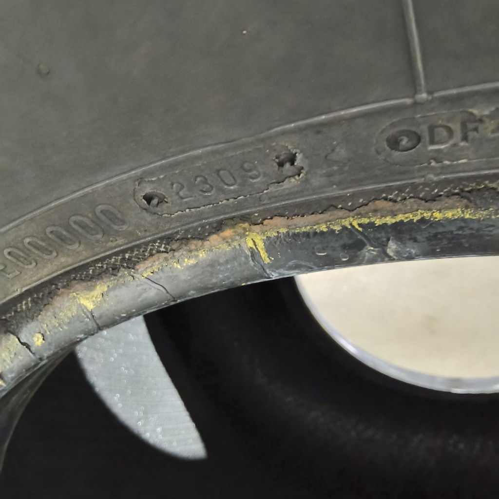1250/45-32 Firestone Flotation 23 DT R-1W 177B 85%