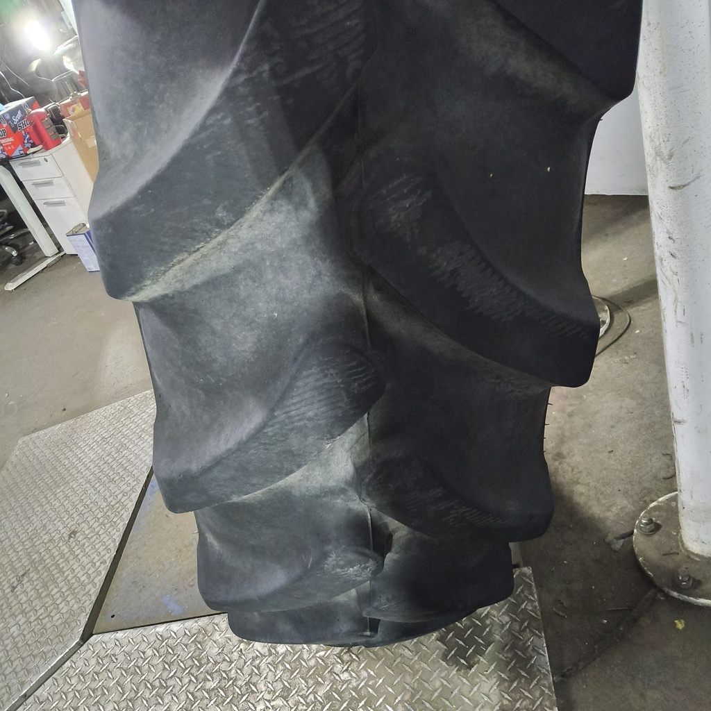 UFT380/105R50 Goodyear Farm Ultra Sprayer R-1 179D 70%