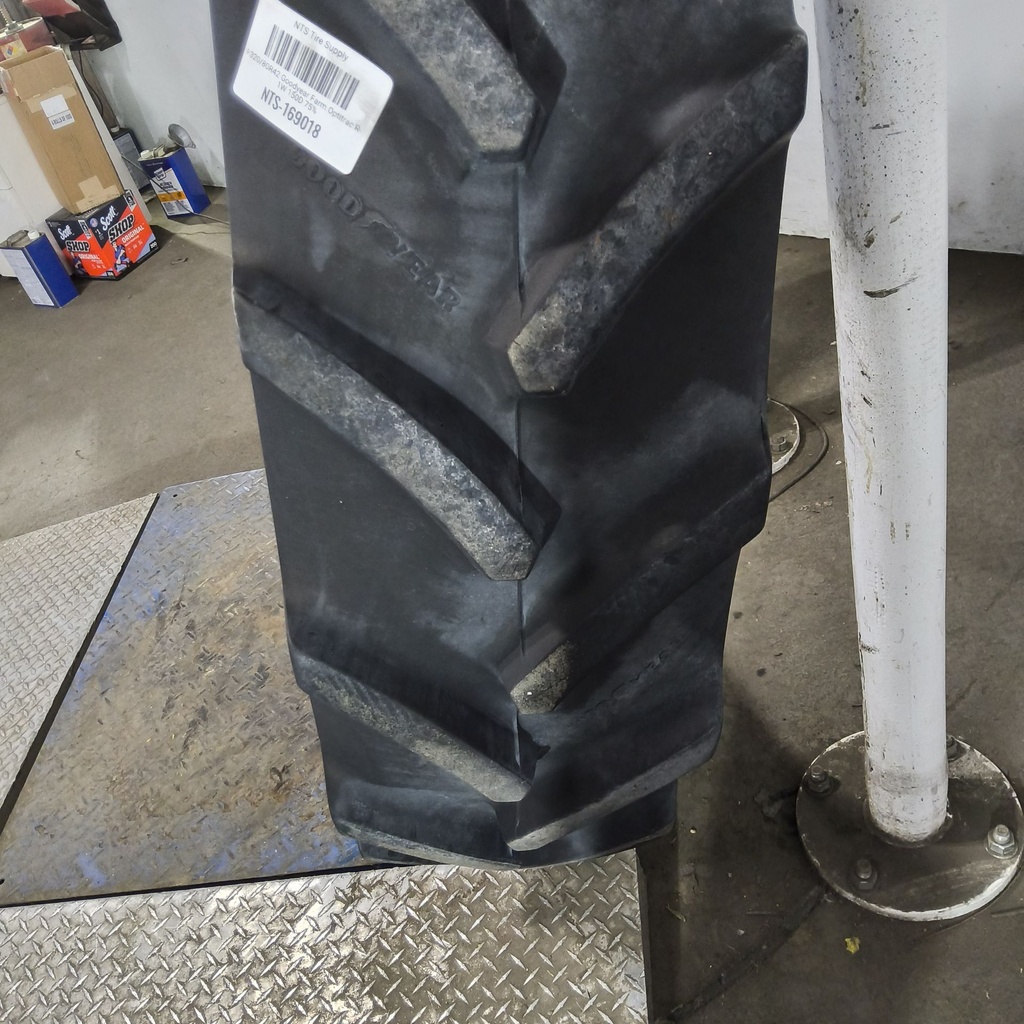 IF320/80R42 Goodyear Farm Optitrac R-1W 150D 75%