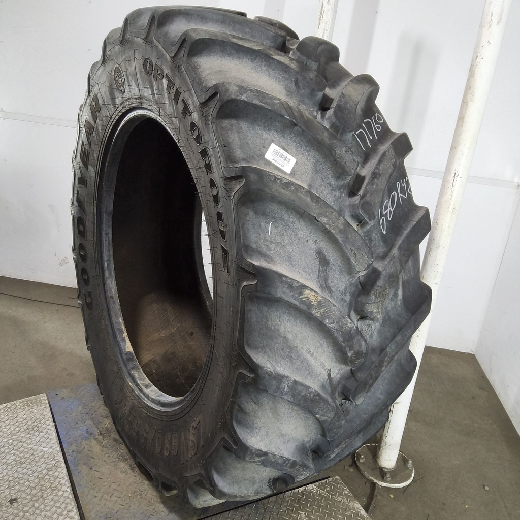 LSW680/55R42 Goodyear Farm OptiTorque R-1 171D 90%