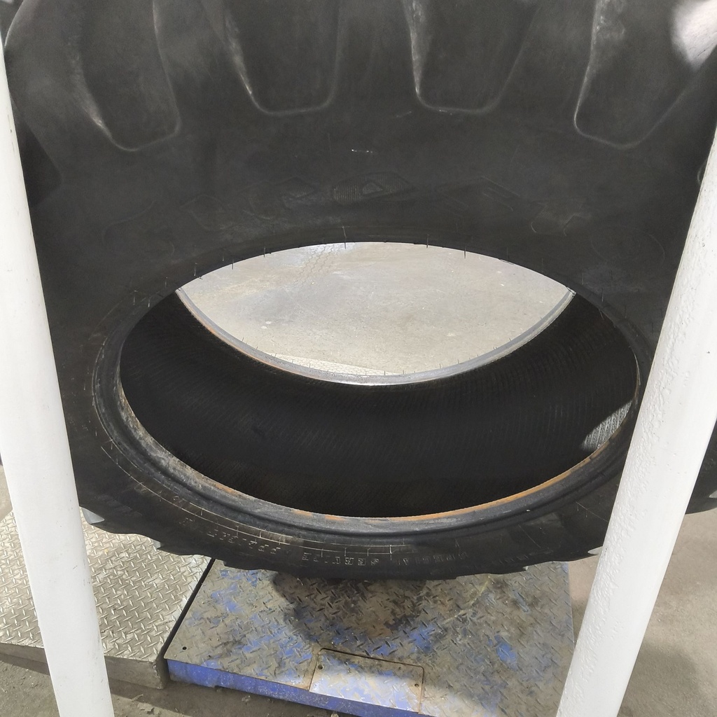 520/85D38 Firestone Super All Traction HD R-1 173A8 90%
