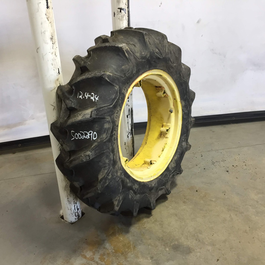 12.4/-24 Firestone Traction Field & Road R-1, C (6 Ply) 75%