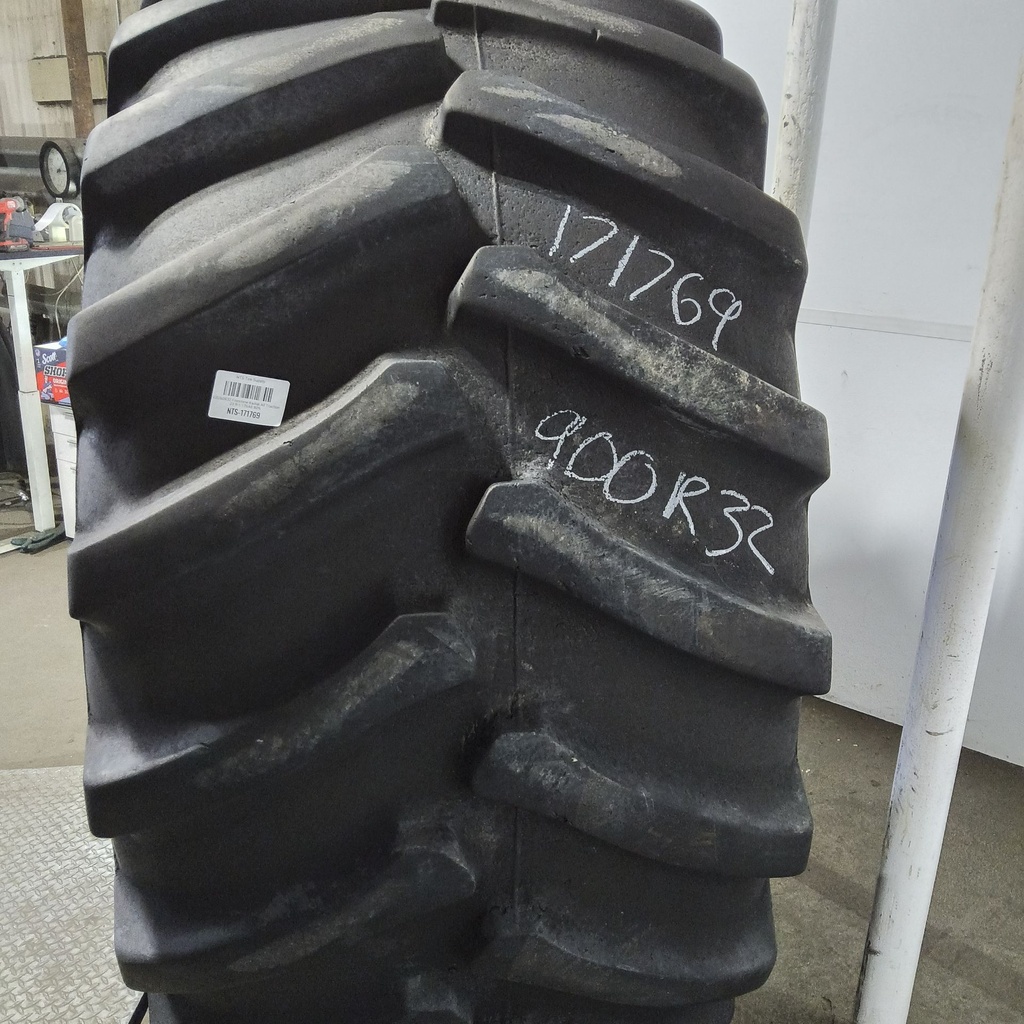 900/60R32 Firestone Radial All Traction 23 R-1 176A8 80%