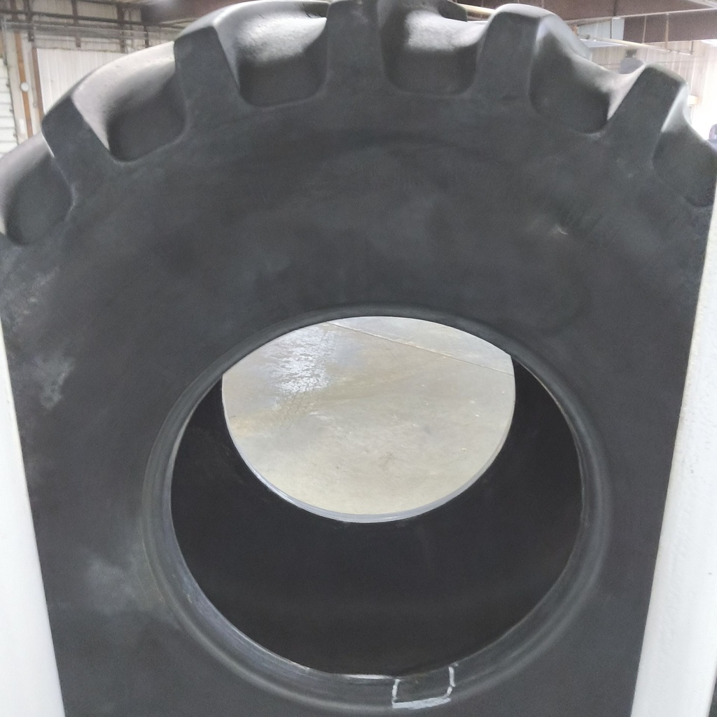 900/60R32 Firestone Radial All Traction 23 R-1 176A8 80%