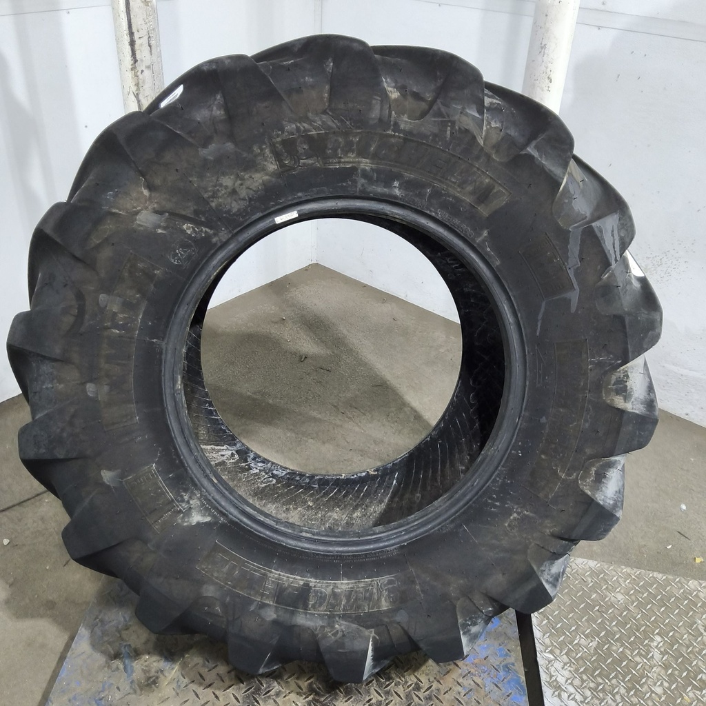 460/70R24 Michelin XMCL R-4 159A8 70%