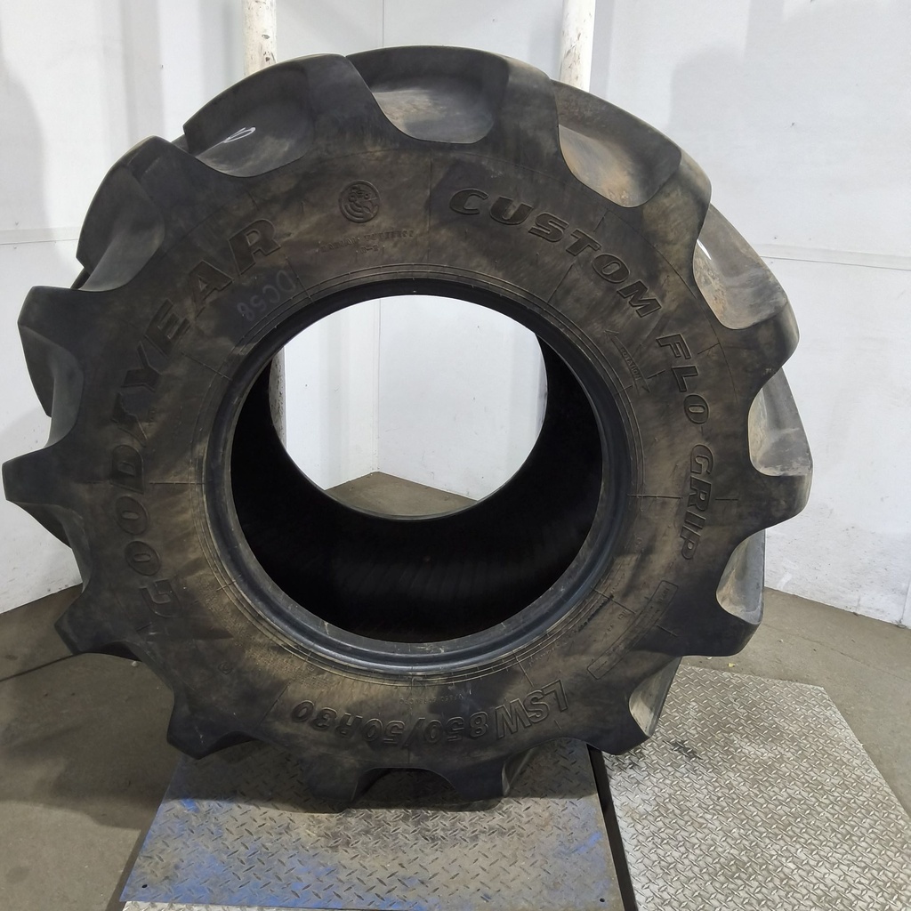 850/50R30 Goodyear Farm Custom Flo Grip R-2 187B