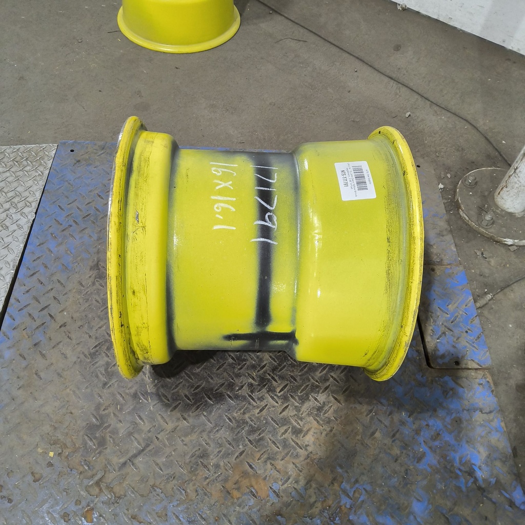 16"W x 16.1"D, John Deere Yellow 8-Hole Implement , 0.88" Offset