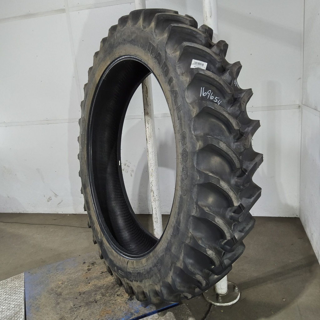 380/90R54 Firestone Radial 9000 R-1W 152A8/152B 99%